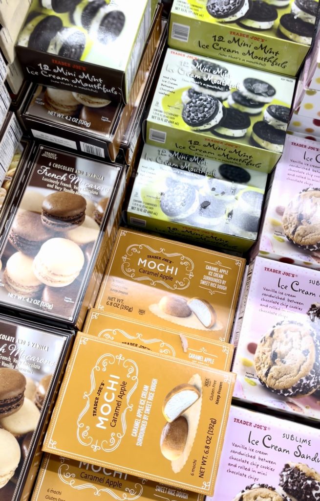 トレーダージョーズキャラメルアップルモチアイス