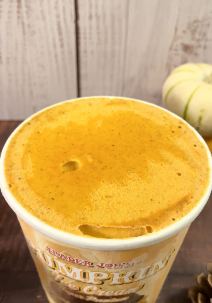 トレーダージョーズパンプキンアイスクリーム