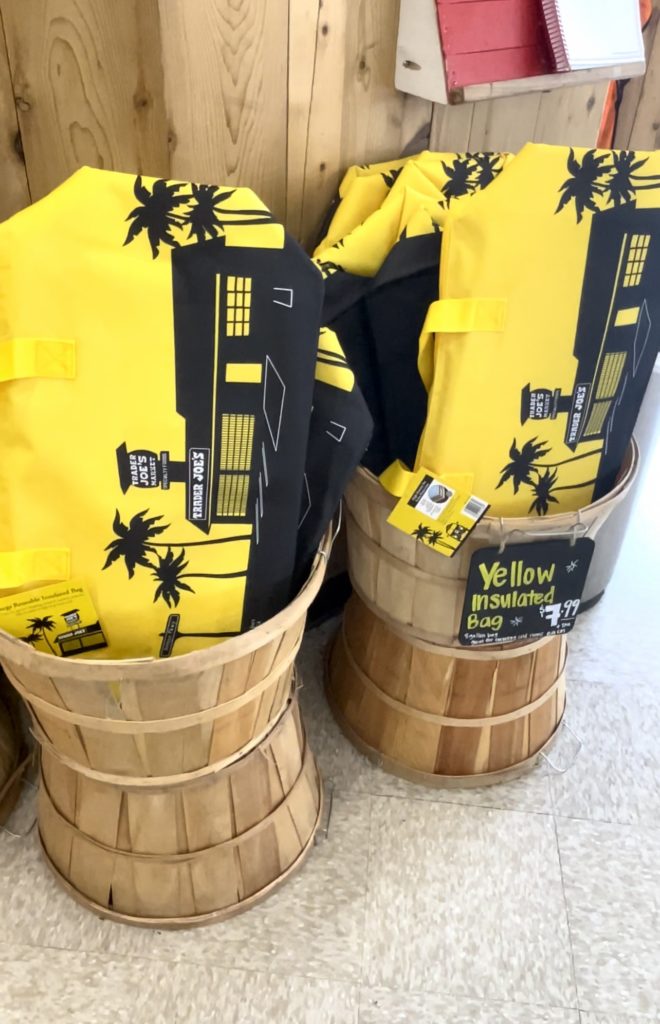 トレーダージョーズ保冷エコバッグ